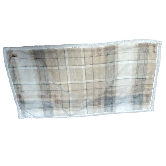 UGG King Plaid Pillowcase Sham Tan Gray Plush Sherpa Faux Fur Zipper Closure - Picture 8 of 13